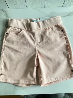 Liz Claiborne Light Pink Pull-On Denim Shorts-NWT-size 4